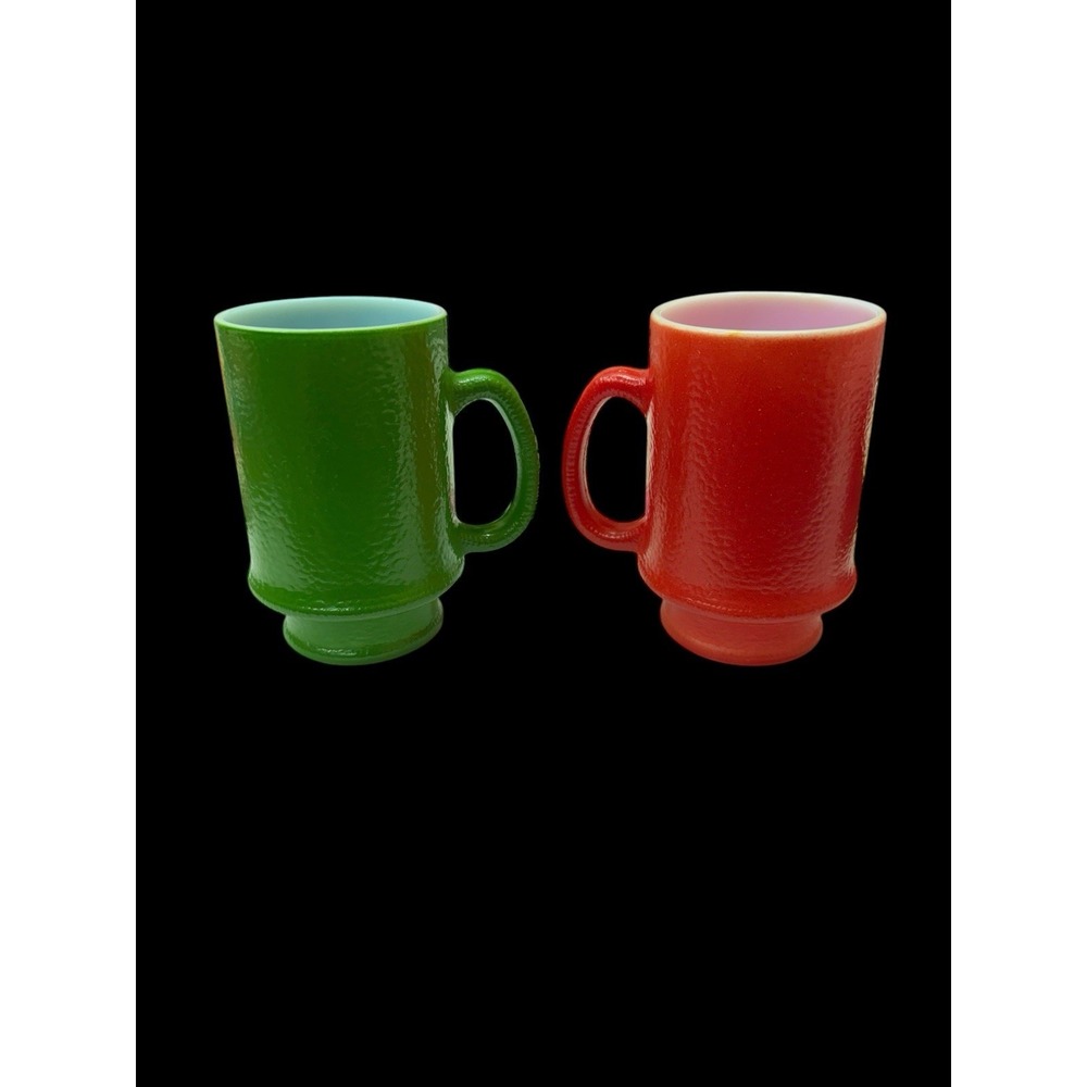 2‎ VINTAGE HAZEL ATLAS ORANGE PEEL MILK GLASS PEDESTAL MUGS Green Red